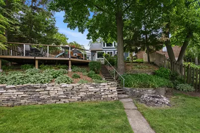 736 W Rock Pl, Glendale, WI 53209 - Photo 10