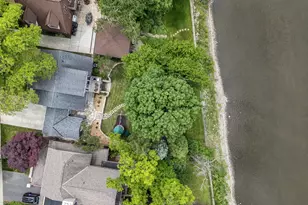 736 W Rock Pl, Glendale, WI 53209 - Photo 56