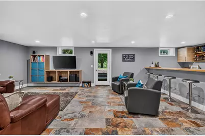 736 W Rock Pl, Glendale, WI 53209 - Photo 40