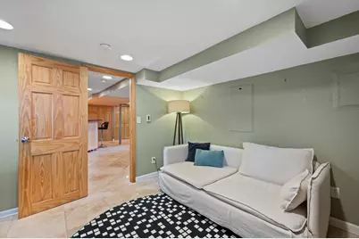 107 N 92nd St, Milwaukee, WI 53226 - Photo 20