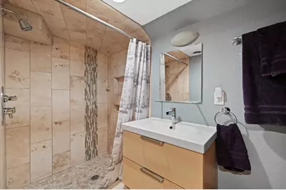 107 N 92nd St, Milwaukee, WI 53226 - Photo 18