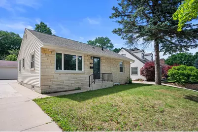 107 N 92nd St, Milwaukee, WI 53226 - Photo 28