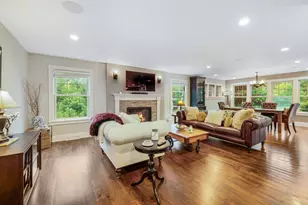 11344 N Lake Shore Dr, Mequon, WI 53092 - Photo 14