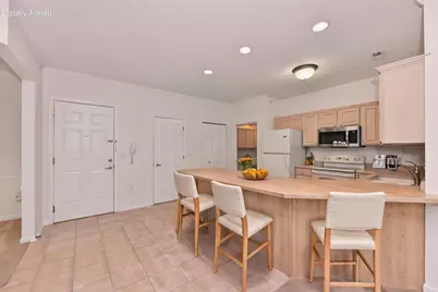 13050 W Bluemound Rd #203, Elm Grove, WI 53122 - Photo 2