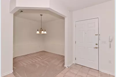 13050 W Bluemound Rd #203, Elm Grove, WI 53122 - Photo 6