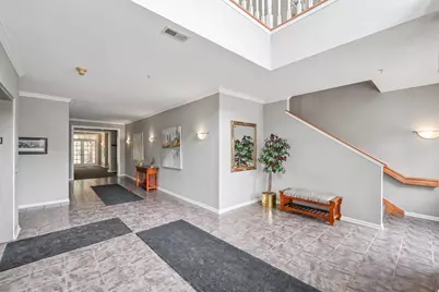 13050 W Bluemound Rd #203, Elm Grove, WI 53122 - Photo 18