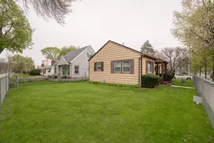 4222 W Hope Ave, Milwaukee, WI 53216 - Photo 12