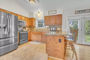 1520 Columbia Ave, Oshkosh, WI 54906 - Photo 6