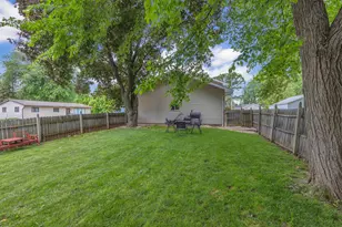 1520 Columbia Ave, Oshkosh, WI 54906 - Photo 24