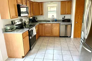 4172 S 52nd St, Milwaukee, WI 53220 - Photo 8
