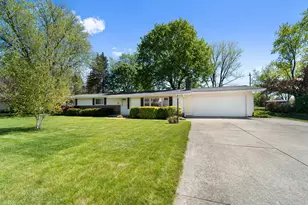 S66W13555 Saroyan Rd, Muskego, WI 53150 - Photo 2