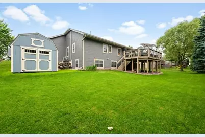 203  Jenna Ct, Watertown, WI 53098 - Photo 12
