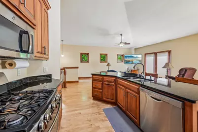 534  Garden Prairie Dr #7, Waukesha, WI 53186 - Photo 14