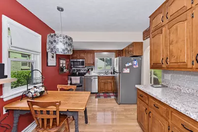 149 W Wabash Ave, Waukesha, WI 53186 - Photo 6