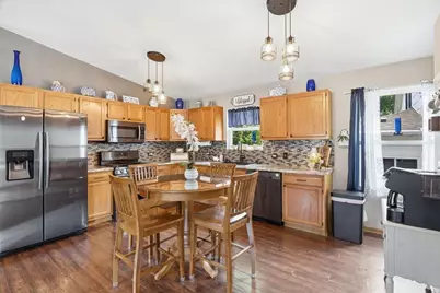 23408  124th St, Salem Lakes, WI 53179 - Photo 10