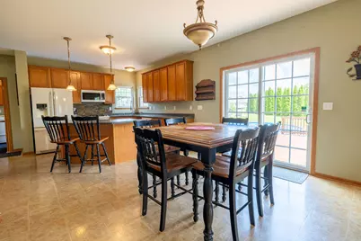 934  Cascade Cir, Hartford, WI 53027 - Photo 28