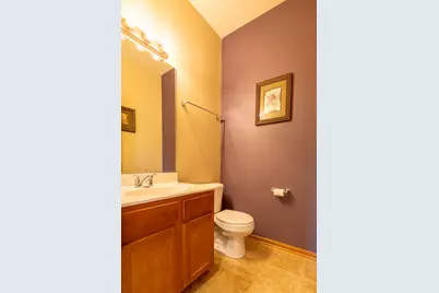 934  Cascade Cir, Hartford, WI 53027 - Photo 22
