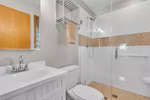 1160 W 19th Ave, Oshkosh, WI 54902 - Photo 12