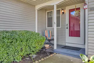 1160 W 19th Ave, Oshkosh, WI 54902 - Photo 2