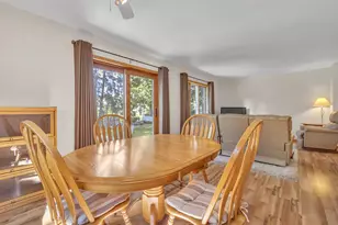 1160 W 19th Ave, Oshkosh, WI 54902 - Photo 8