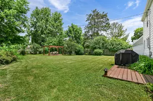 1121 Hawthorne Ave, Janesville, WI 53545 - Photo 6