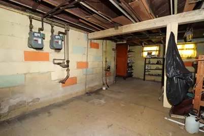 2548 N 49th St, Milwaukee, WI 53210 - Photo 12