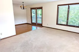 631 Jordan Cir, Richfield, WI 53017 - Photo 10
