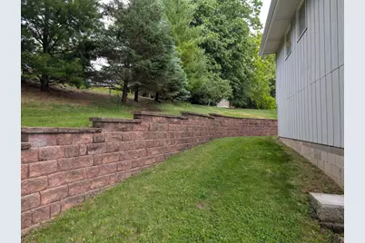 631  Jordan Cir, Richfield, WI 53017 - Photo 28