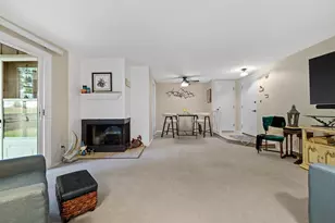 950 Woodridge Ct, Lake Geneva, WI 53147 - Photo 1