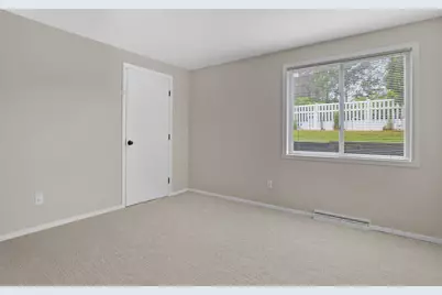 950  Woodridge Ct #5B, Lake Geneva, WI 53147 - Photo 18