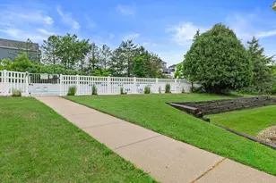 950 Woodridge Ct, Lake Geneva, WI 53147 - Photo 24