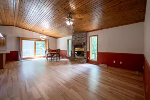 N6185 Country View Ln, Concord, WI 53178 - Photo 8