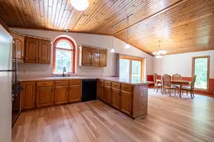 N6185 Country View Ln, Concord, WI 53178 - Photo 12