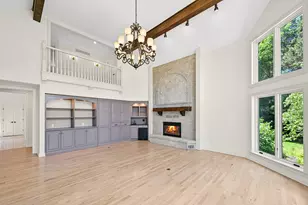 2146 W Columbia Dr, Mequon, WI 53092 - Photo 6