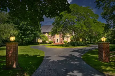 2146 W Columbia Dr, Mequon, WI 53092 - Photo 60