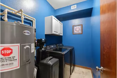 W197N17086  Stonewall Dr, Jackson, WI 53037 - Photo 20