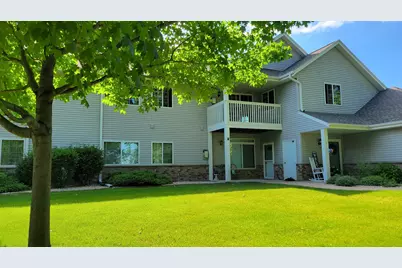 W197N17086  Stonewall Dr, Jackson, WI 53037 - Photo 1