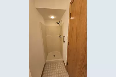W157N11457  Hilbert Ln #B, Germantown, WI 53022 - Photo 18