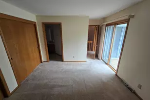 W157N11457 Hilbert Ln, Germantown, WI 53022 - Photo 16