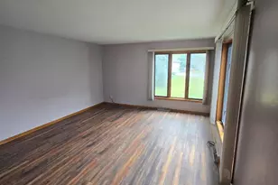 W157N11457 Hilbert Ln, Germantown, WI 53022 - Photo 8