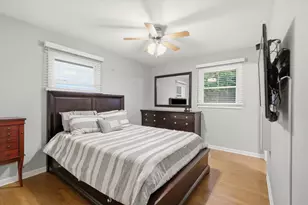 21204 Northcape St, Racine, WI 53182 - Photo 12