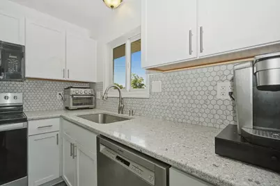 5708  54th Ave, Kenosha, WI 53144 - Photo 6
