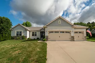 333 Nature Pl, Johnson Creek, WI 53038 - Photo 1