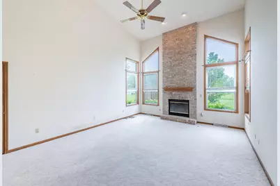 3740  109th St, Pleasant Prairie, WI 53158 - Photo 2