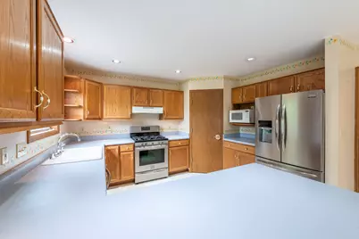 3740  109th St, Pleasant Prairie, WI 53158 - Photo 8