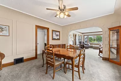 2834  Taylor Ave, Racine, WI 53405 - Photo 8