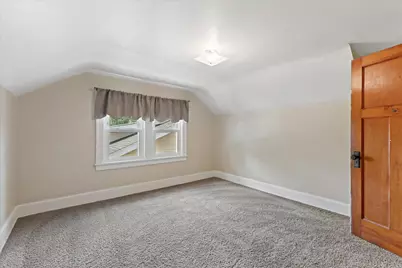 2834  Taylor Ave, Racine, WI 53405 - Photo 16