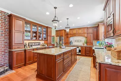 191  Fieldstone Rd, Delafield, WI 53018 - Photo 22