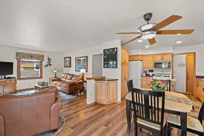 7024 W Lakefield Dr, Milwaukee, WI 53219 - Photo 12