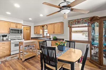 7024 W Lakefield Dr, Milwaukee, WI 53219 - Photo 10